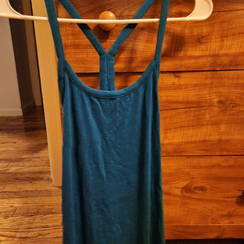 Daphne Tank